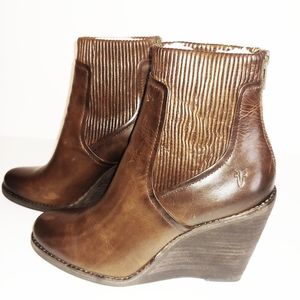 Frye "Carrie" Scrunch Bootie W/Back Zip